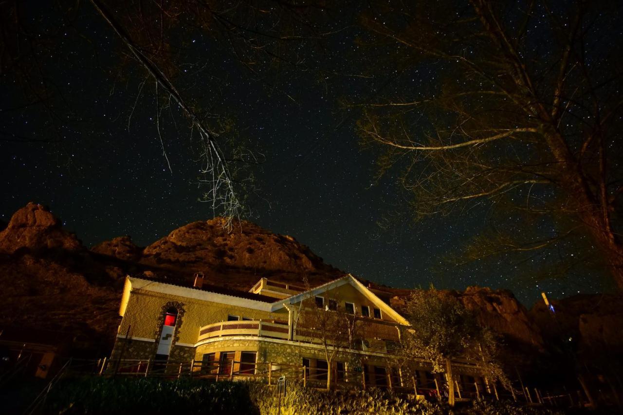 Albergue Santa Barbara Aliaga Dış mekan fotoğraf