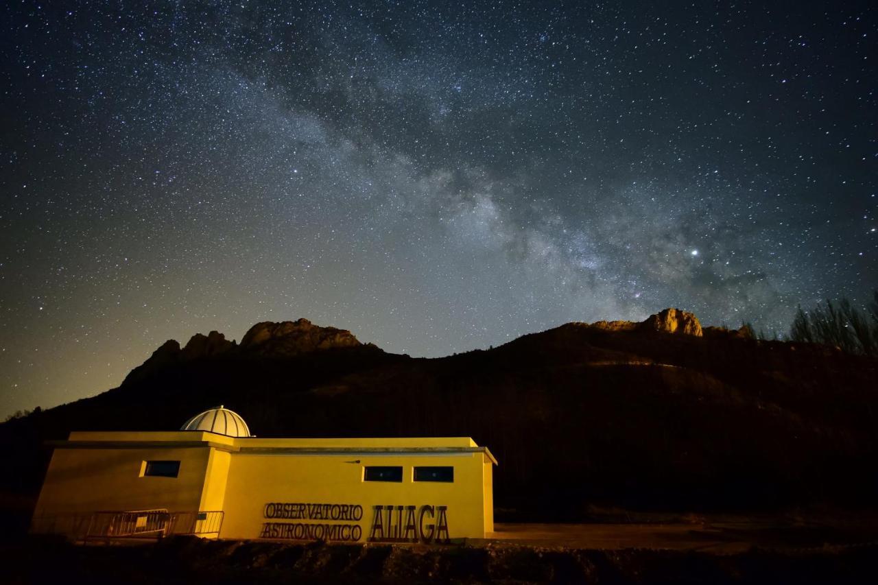 Albergue Santa Barbara Aliaga Dış mekan fotoğraf