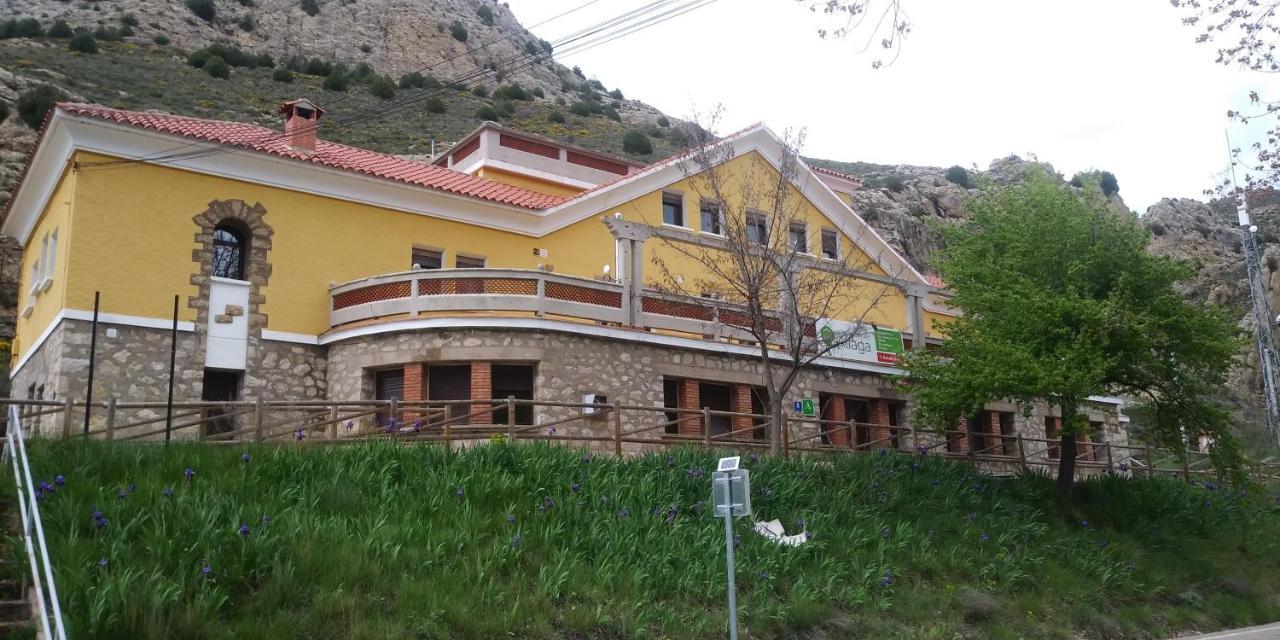 Albergue Santa Barbara Aliaga Dış mekan fotoğraf